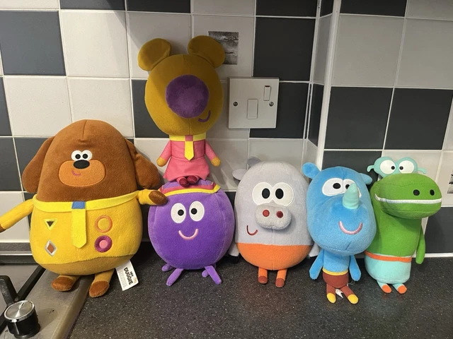 hey-duggee-plush-bundle-talking-plush-toys-cbeebies-duggee-and-the