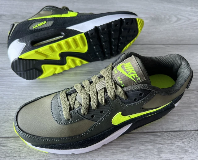 NIKE Max 90 LTR Scarpe da ginnastica per bambini grandi DV3607 oliva/volt/blk UK 4 US 4,5Y EUR 36,5