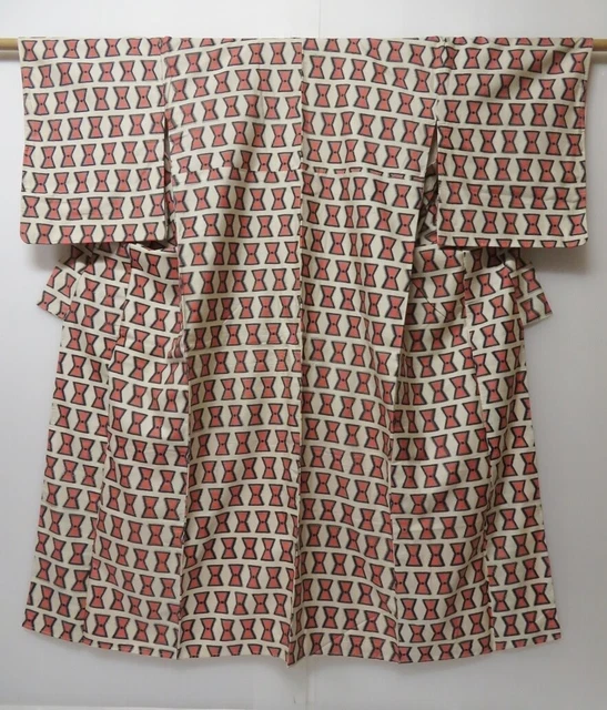 0520N03z650 Vintage Japanese Kimono Silk MEISEN KOMON Off-white