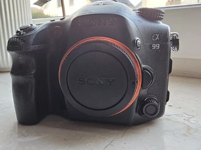 Sony Alpha SLT-A99V 24.3 MP SLR-Digitalkamera - Schwarz (Nur Gehäuse)