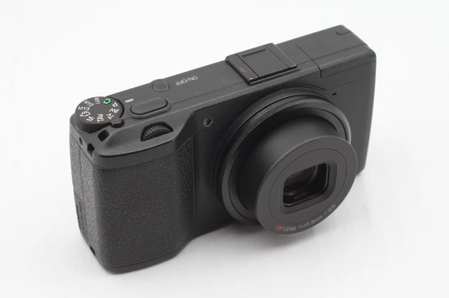 【NEAR MINT】 RICOH GR 16.2MP Digital Compact Camera Black JAPAN 2