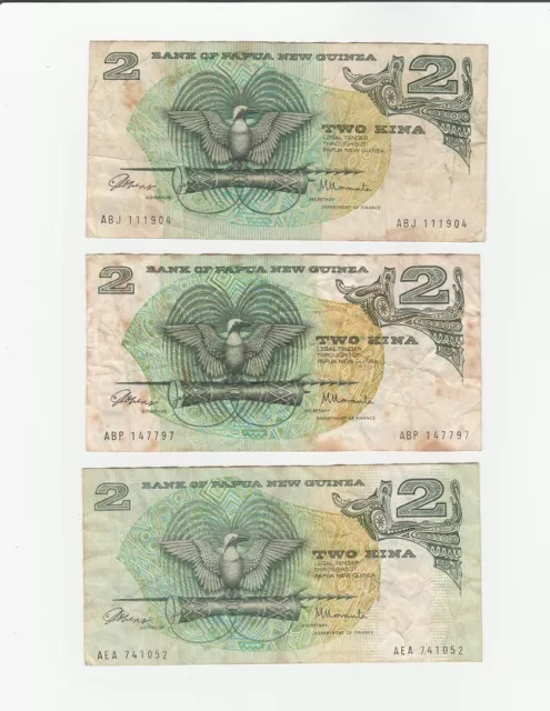 PNG trio old 2 Kina paper bank notes Papua New Guinea