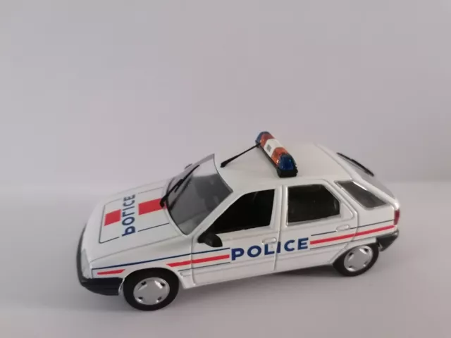 Citroën ZX police - au 1:43 eme norev en capsule d'origine (  neuf  )