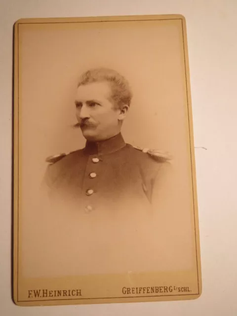 Greiffenberg in Schlesien - Soldat mit Bart Uniform - Epauletten - Offizier CDV