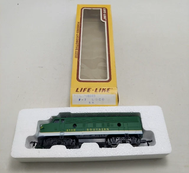 Life-like Trains HO Scale 8693 VTG Southern F-7 Powered Locomotive #6130