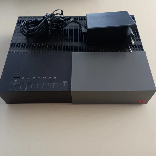 TIM HUB MODEM Routeur ADSL Fibre Plus Technicolor DGA4132TIM Wifi 1GB