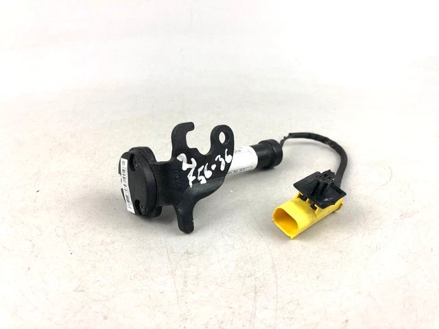 Audi A3 8V Actionneur De Charnière De Capot Avant Gauche 8V0823823F