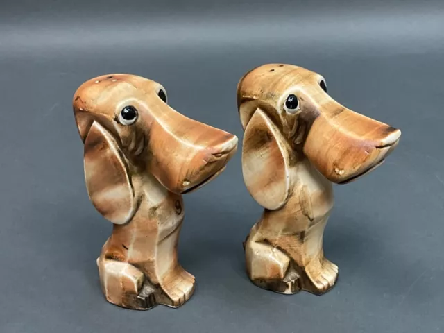 Vintage A Mark exclusive Ceramics Blood Hound  Dogs Salt & Pepper Shakers JAPAN