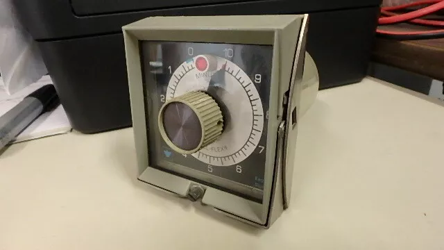Eagle Signal Hp54A Timer 0-10 Mins  #26