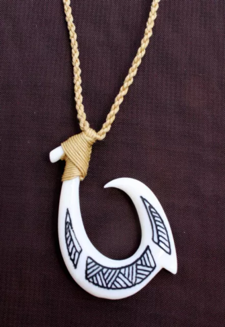 Hawaii Jewelry Tribal Fish Hook Bone Carved Maori Hei Matau New Zealand 35056-5