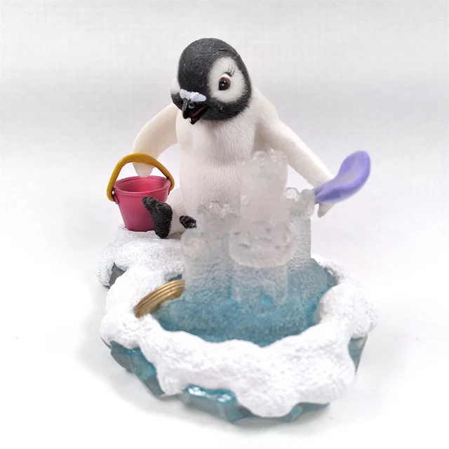 Penguin Building Ice Castles Vintage '99 Hamilton Chillin' in the Sun Collection