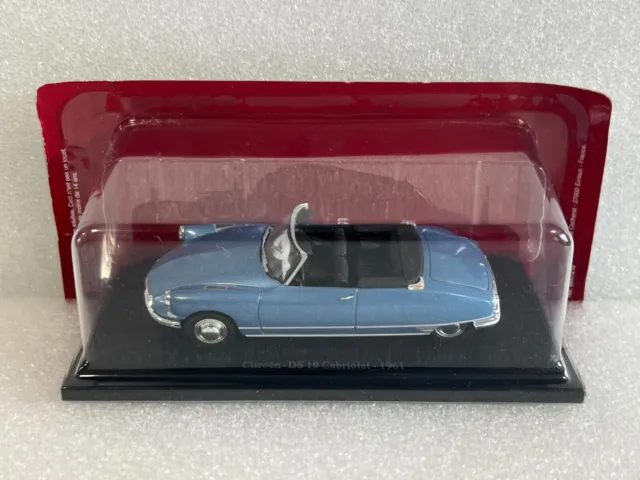 PRESSE ATLAS UNIVERSAL HOBBIES Citroën DS 19 Cabriolet Bleu 1961 1/43 Voiture