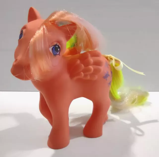 HASBRO MLP My Little Pony G1 Vintage FLUTTERBYE rainbow pegasus pony. 1984