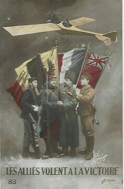 CPA cartes postales anciennes soldats guerre 14-18  alliés drapeaux avion