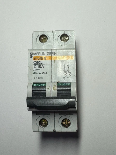 Disjoncteur Différentiel Tétrapolaire Merlin Gerin 25A 30mA Courbe C - Modèle C60N - Occasion