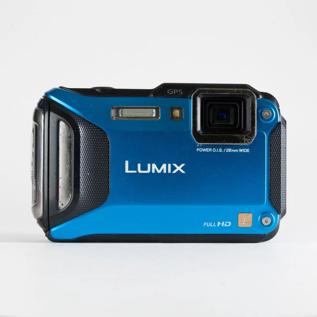 PANASONIC LUMIX DMCFT5 16Mp Waterproof digital Camera 4.6x Zoom