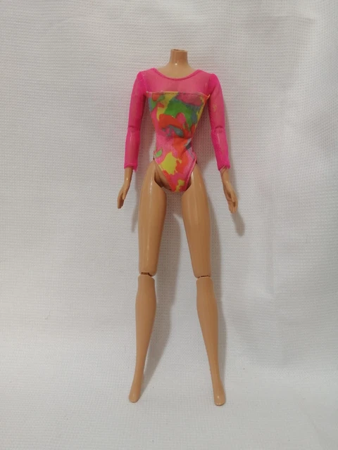 Barbie Gymnast vintage de 1993 neuve en boite