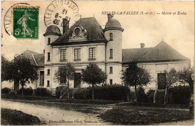 CPA Nesles-la-Vallée Town Hall and Schools (1276333)