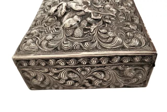 Antique Burmese/Indian Solid Siver Box - Signed  19th C 8