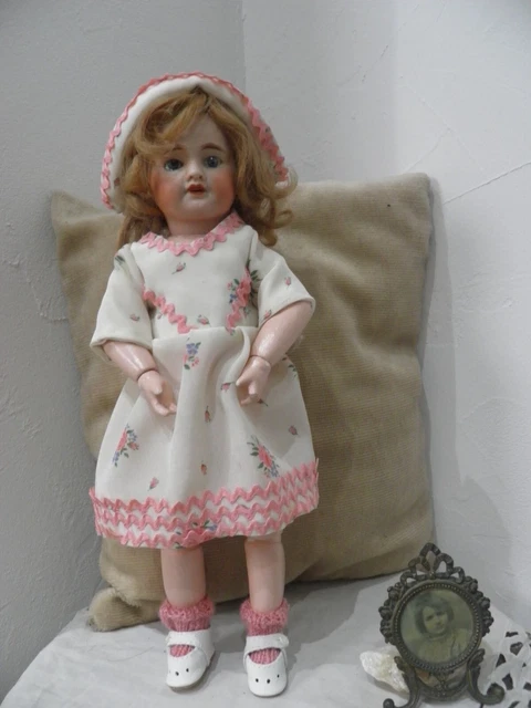 Reproduction Ensemble Fleuri Double Emploi Années 1950 Pour Poupée Bleuette + Accessoires