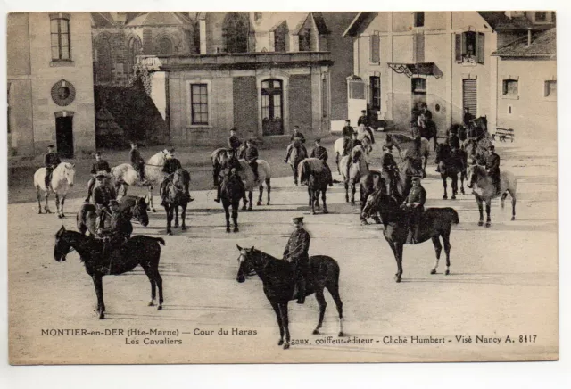 MONTIER EN DER Haute Marne CPA 52 le Haras Cour les cavaliers