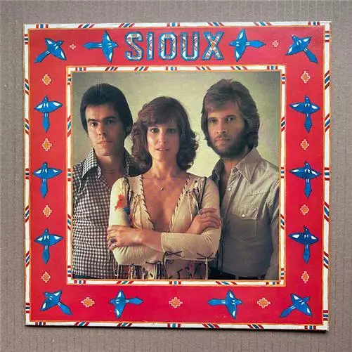 SIOUX SIOUX LP 1976 - only light signs of use UK