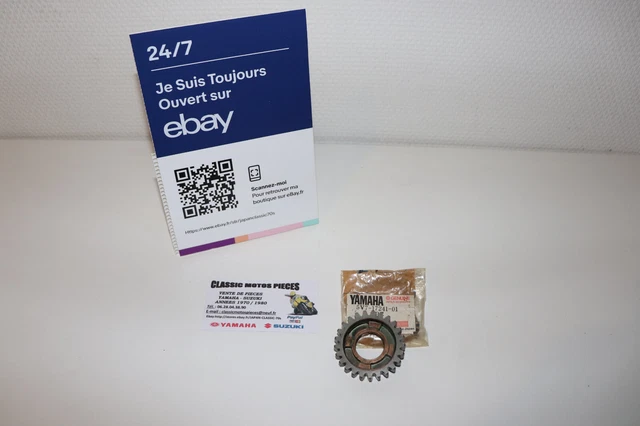 125 DTLC YAMAHA TYPE 1HR   ANNEE 1986/1987  PIGNON 4éme SECONDAIRE NEUF