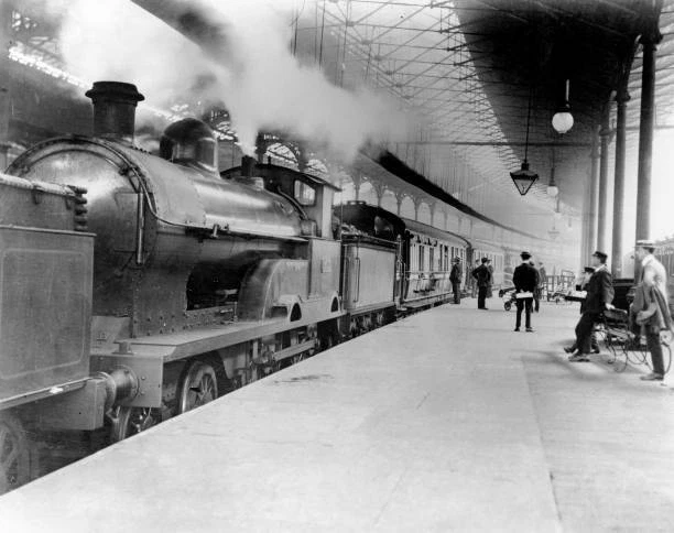LONDON NORTH WESTERN Railway Locomotive George V C 1923 Train Old Photo ...