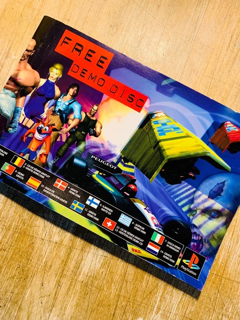 LIVRET PLAYSTATION &FREE DOM DISC