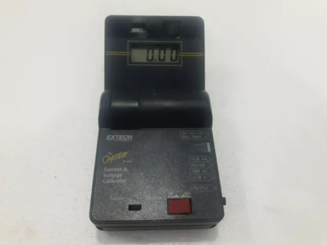 Calibratore/misuratore di corrente e tensione Extech usato