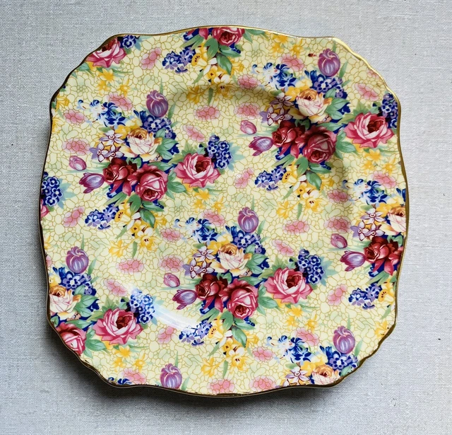 Royal Winton England Grimwades Yellow Chintz Welbeck 1995 Bread Plate
