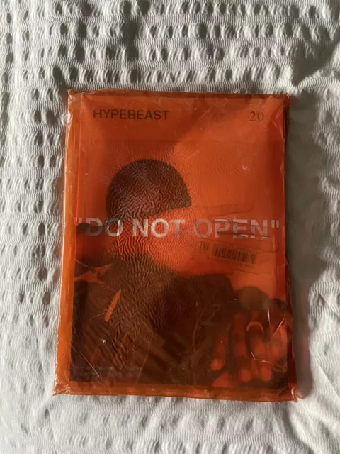 HYPEBEAST MAGAZINE ISSUE 27 UNDERCOVER FUTURA Art Design