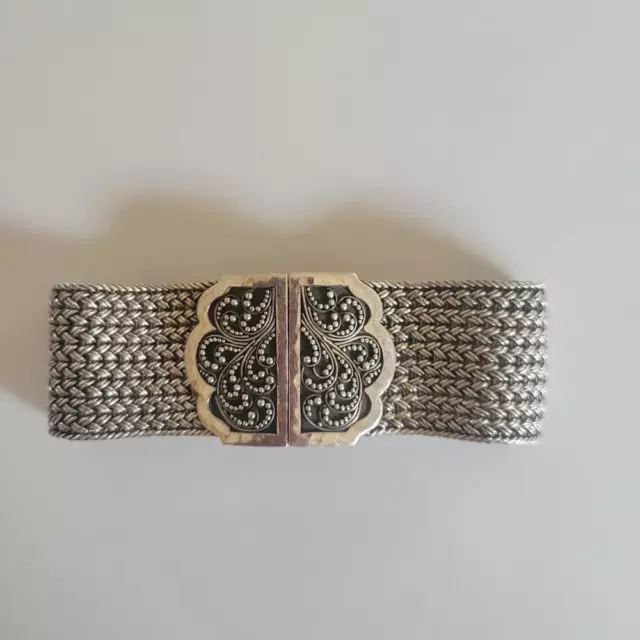 Lois Hill Sterling Silver Braclet. Very unique closure.