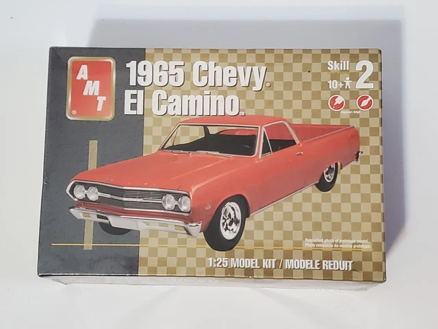 1/25 AMT 1965 Chevy El Camino w/Camper Plastic Model Kit