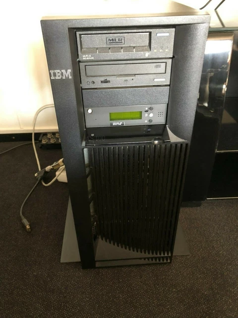 IBM AS/400 ISERIES5 (AS/400) Modell 9406-270 mit Softwarelizenzen  