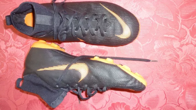 NIKE Mercurial Fußball Schuhe  EURO 38,5