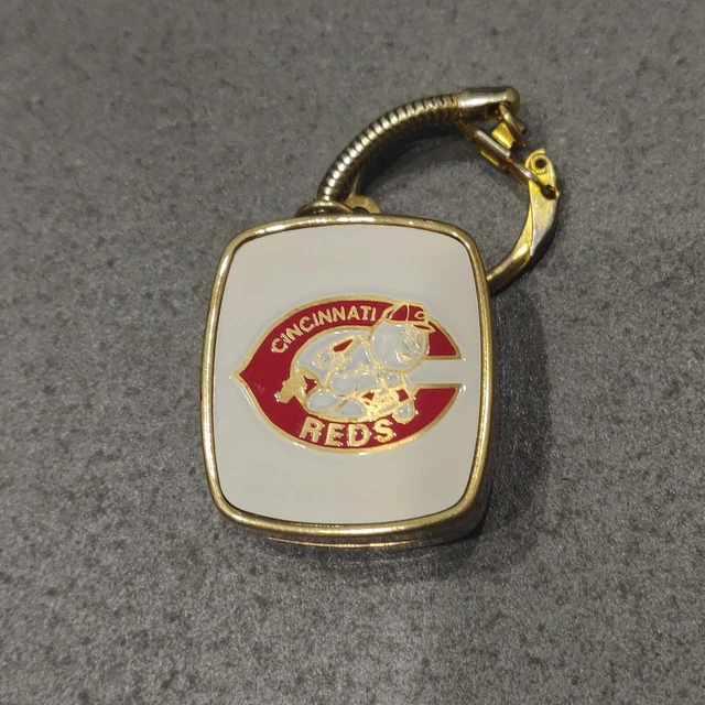 Songさん専用 VINTAGE SANKYO CINCINNATI Reds Enamel Gold Music Box Keychain