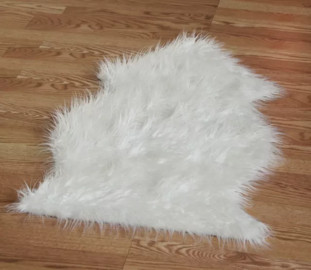 White long hair Faux Sheepskin Fur Single Pelt rug 2' x 3'