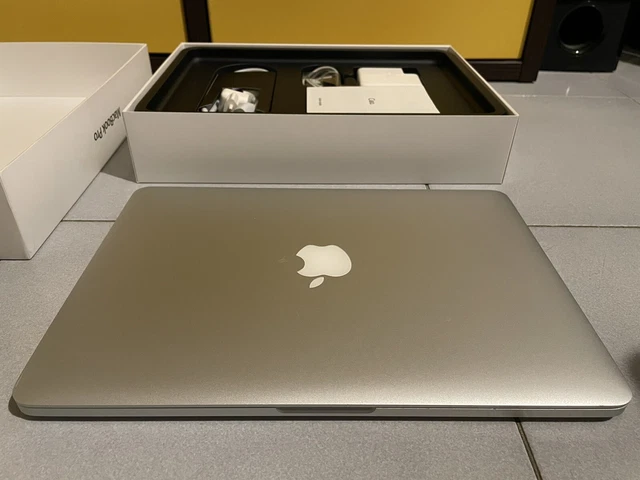 Macbook Pro 13 2013 i5 4gb ram 128gb ssd
