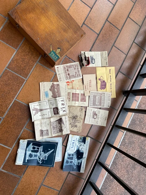 Lot TRIX Méccano - 9 Boîtes Complémentaires + Pneus + Catalogue - Vintage Fabrication Française