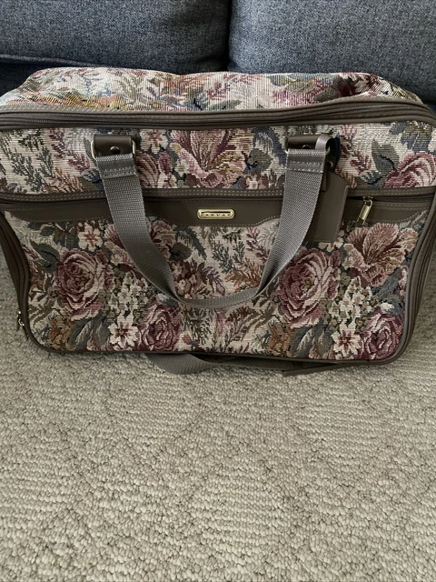 Vintage JAGUAR Floral Tapestry Duffle Bag Carry-on Shoulder Bag Travel Luggage