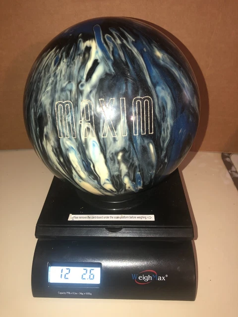 MAXIM EBONITE Plastic Spare Used 12lb Bowling Ball - (Drilled 12lb 2.6oz)