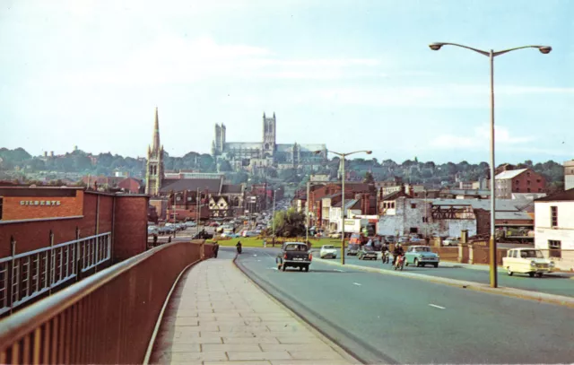 R315615 Lincoln. The Cathedral from Pelham Bridge