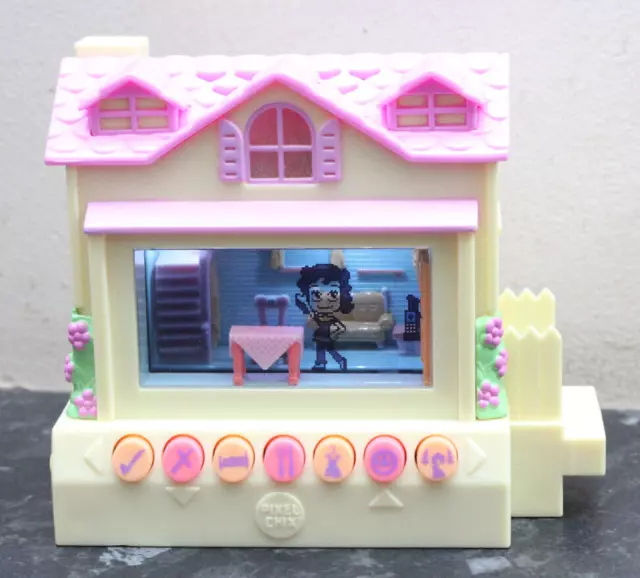 Rare Yellow/Purple Pixel Chix Cottage House 2005 Mattel Working