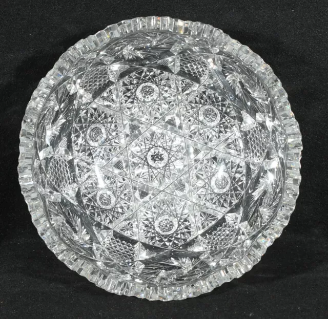 Cut Glass Bowl Maker & Pattern Unknown 4" Tall 8" Dia (Small Chips On Teeth)