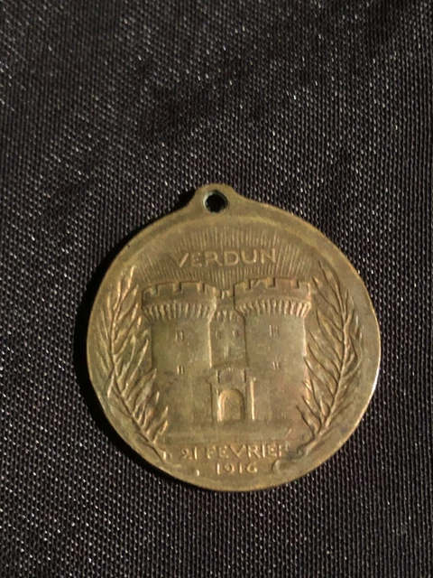 1064357_3 1064357_3