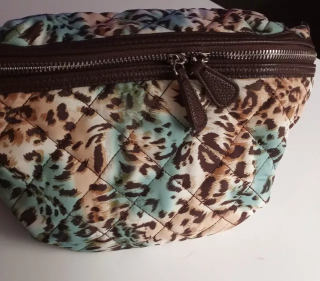 Samantha Brown Travel Quilted Hip Bag Fanny Pack w Pouch blue brown leopard New 5