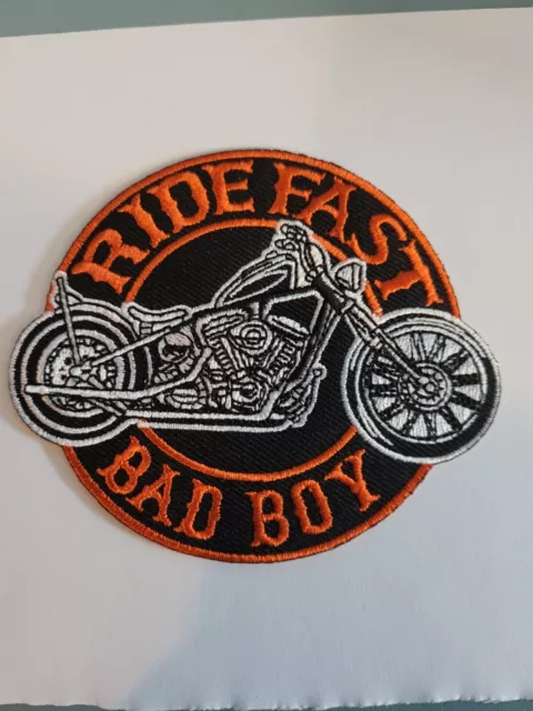 Patch Thermocollant Brodé Moto Ride Fast Bad Boy Noir Et Orange 9cm