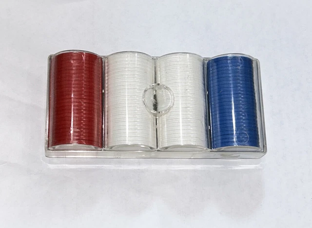 Vintage Poker Chip Set 100 with plastic Case Playing Card Chips Great Condition