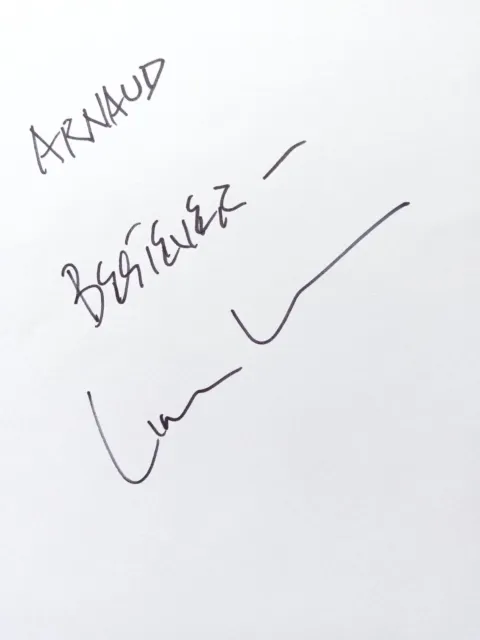 Linda Hunt - Autograph - Rare Signed Page - Paris 1994